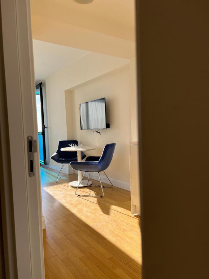 Orbi City Aparthotel Black Sea View Batumi Exterior foto