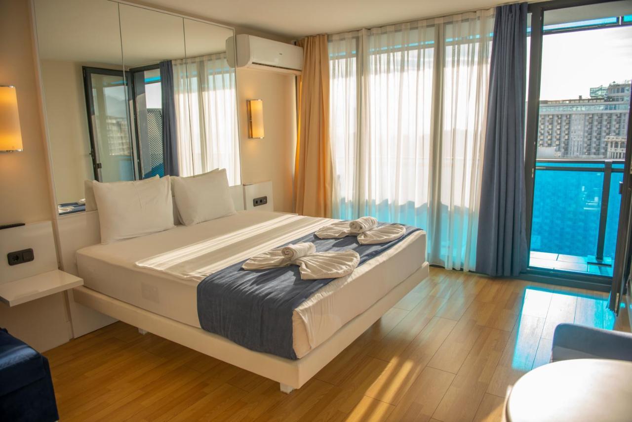 Orbi City Aparthotel Black Sea View Batumi Exterior foto