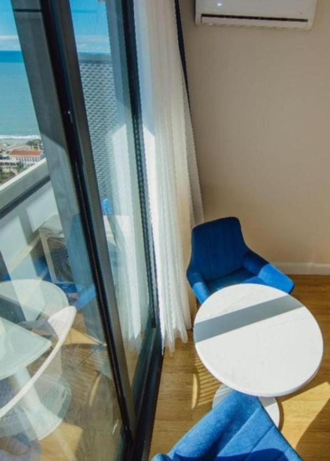 Orbi City Aparthotel Black Sea View Batumi Exterior foto